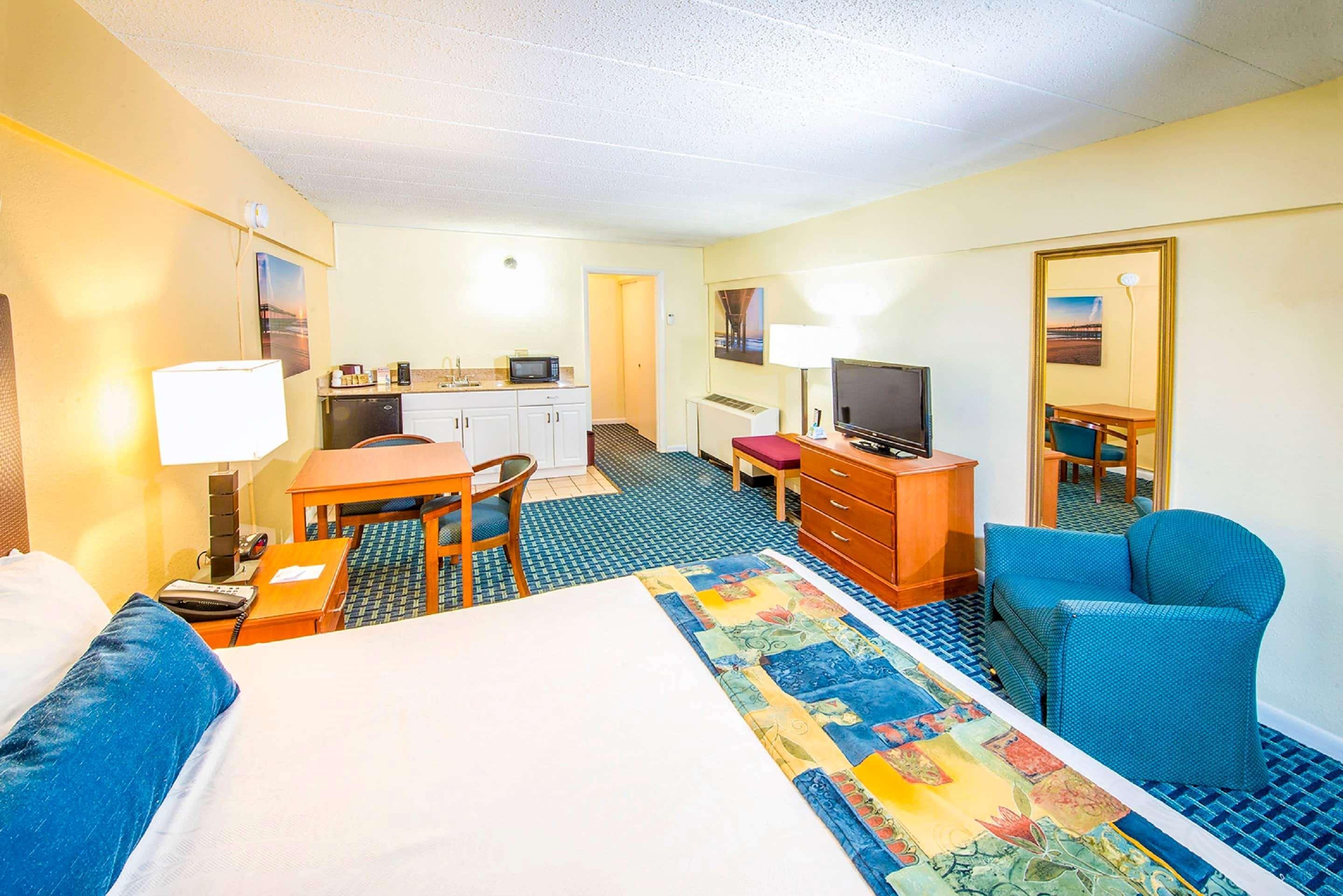 Ramada By Wyndham Virginia Beach Zewnętrze zdjęcie