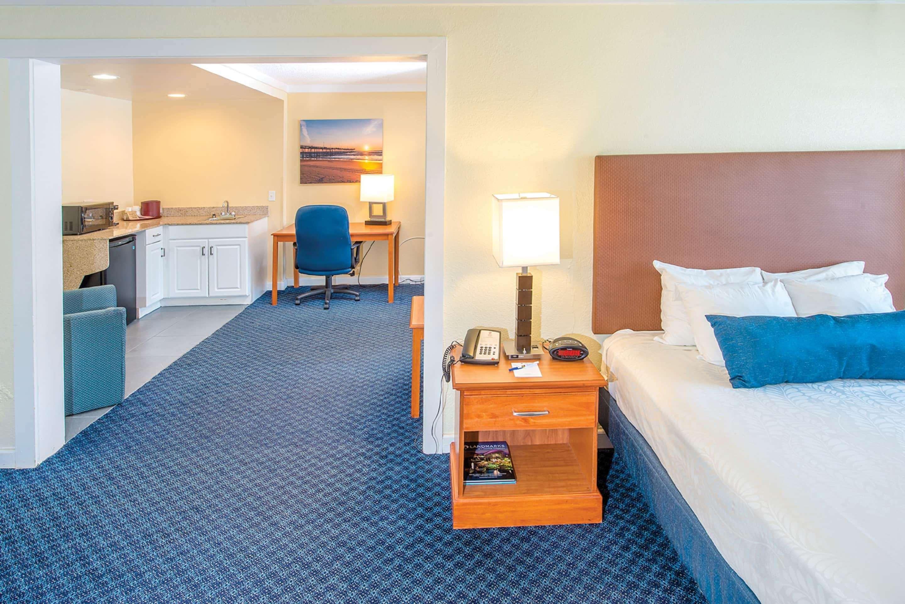 Ramada By Wyndham Virginia Beach Zewnętrze zdjęcie